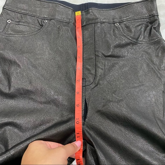 Spanx Leather-Like Ankle Skinny Pant Sz M DEFECTED Stretchy Chic Edgy Casual - Picture 14 of 15